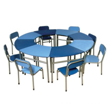 Kid's round table and chair